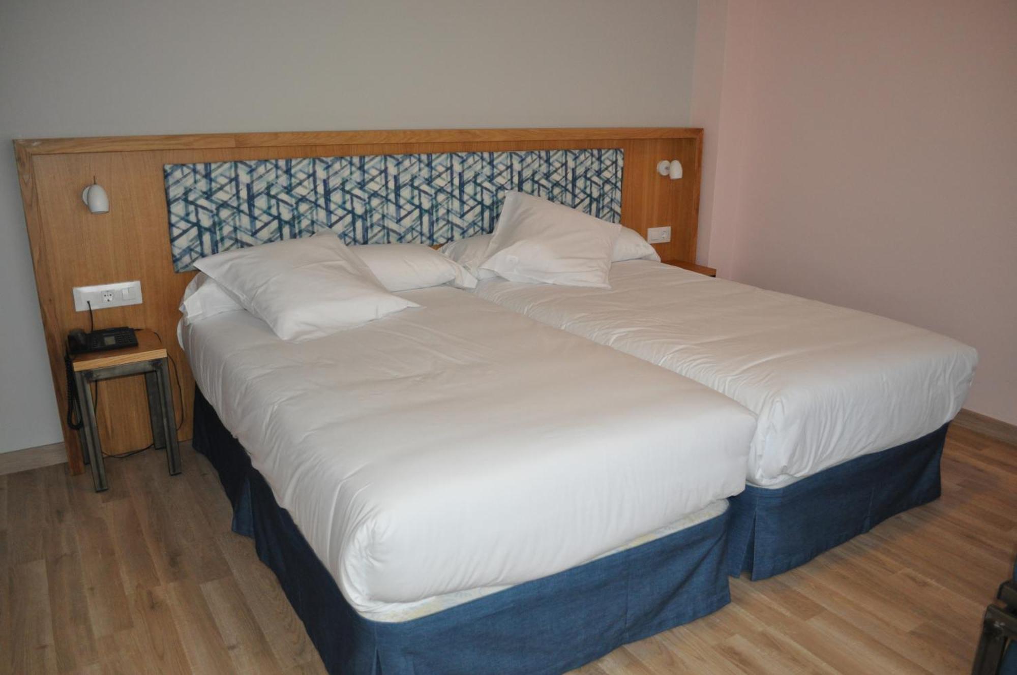 Hotel Celanova Værelse billede