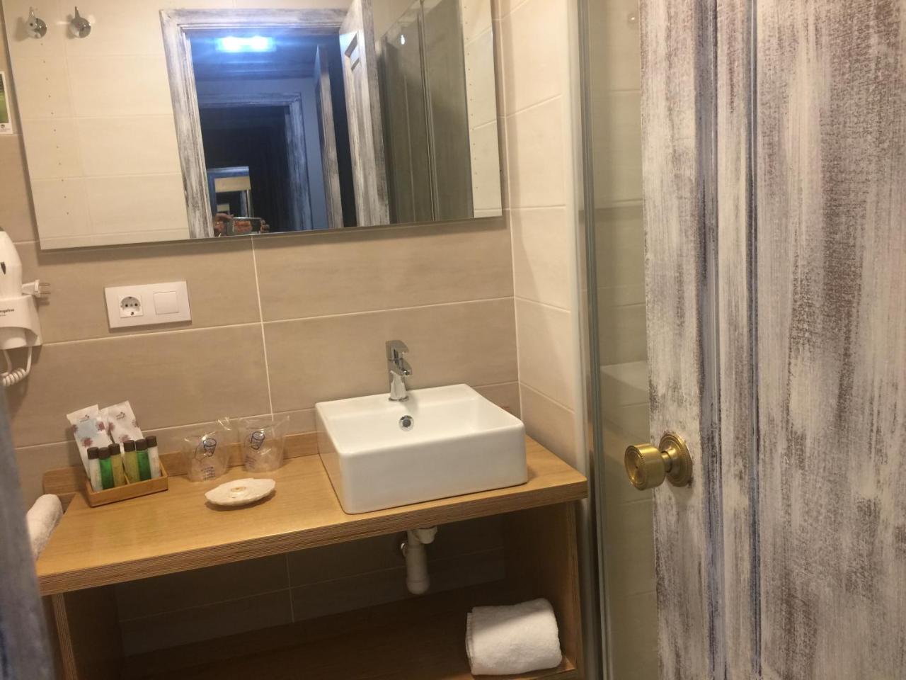 Hotel Celanova Eksteriør billede